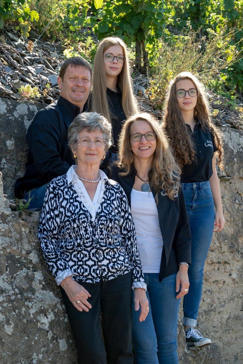 Weingut Pension Gibbert-Pohl ブリーデル エクステリア 写真